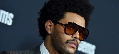 "Blinding Lights" est le titre le plus joué en radio en 2020 !