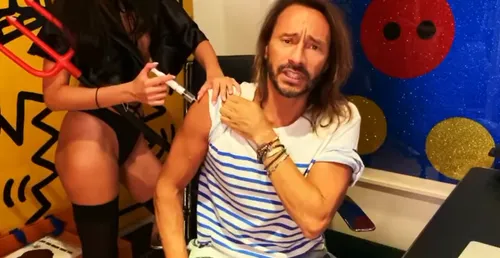Bob Sinclar s'amuse à parodier "Ma Liberté de Penser"
