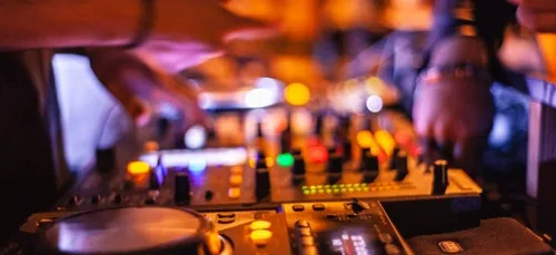 Clubs : une réouverture en demi-teinte