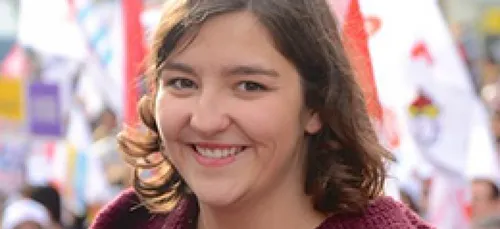 Laura Slimani : "Les immigrÃ©s rapportent 13 millions d'euros en...