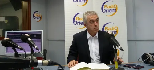 Manuel Aeschlimann, l'invitÃ© politique de Pluriel