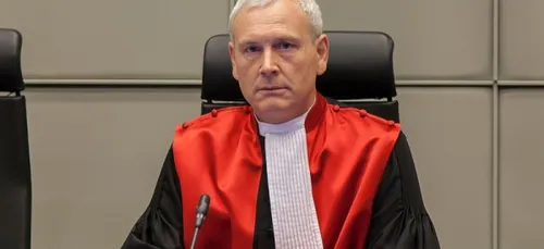 La Chambre de premiÃ¨re instance tient la premiÃ¨re confÃ©rence...