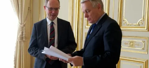 France : Le rapport sur la "refondation" des politiques...