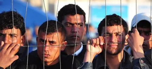 Amnesty International dÃ©nonce "l'Europe forteresse" et rÃ©clame...