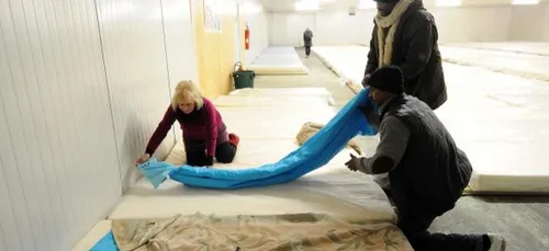 Fermeture du bÃ¢timent de mise Ã  l'abri des migrants Ã  Calais