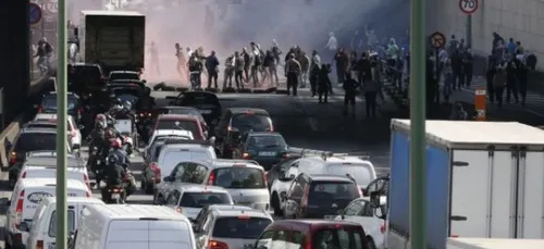 De Paris Ã  Marseille, les taxis manifestent contre UberPOP, une...