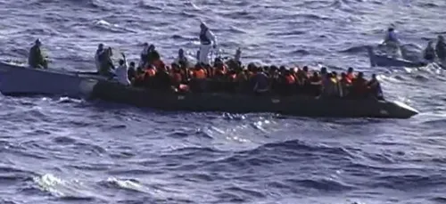Plus de mille migrants sauvÃ©s ce week-end en MÃ©diterranÃ©e