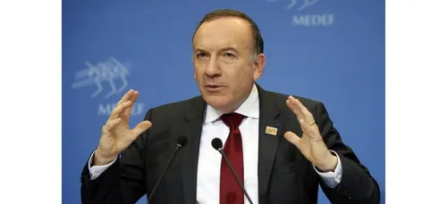 Pour sa rentrÃ©e, le Medef presse le gouvernement de poursuivre ses...