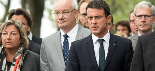 Manuel Valls Ã  Calais: "nous sommes lÃ , l'Europe est lÃ "