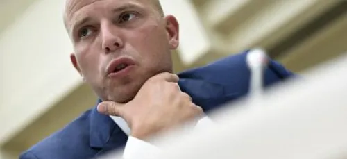 Belgique : le Mrax appelle le gouvernement Ã  remplacer Theo Francken