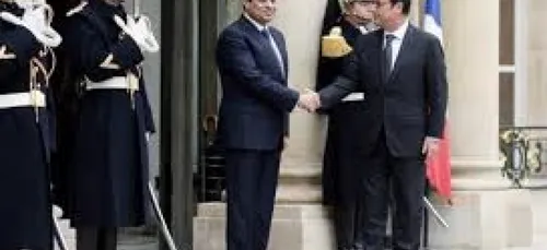 Attentats: Hollande s'est entretenu avec Sissi, qui "condamne ces...