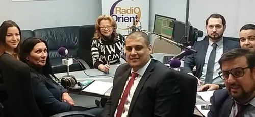 "AlgÃ©rie : La 5Ã¨me constitution fait des binationaux des citoyens...