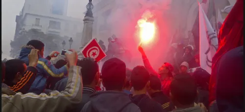 Le journal en arabe de la mi-journÃ©e (Mardi 19 janvier 2021)