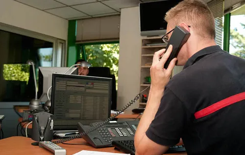 A 3 ans, il appelle les pompiers pour sauver sa mère victime d'un...