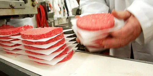 Auchan rappelle des steak hachés pour une "suspicion de...