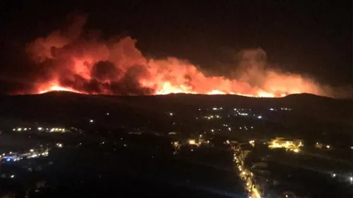 Reprise du feu à Martigues, 12 000 évacuations dans le Var : un...