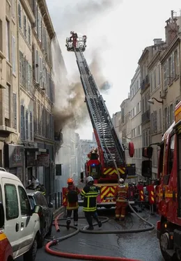 Marseille : sans le savoir, il sauve des flammes... son ami d'enfance