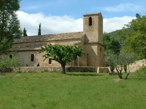 Vaucluse : il vole l'argent de l'église, le curé le course
