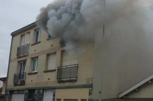 Gardanne : il sauve une dame âgée des flammes