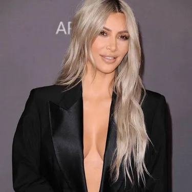 Kim Kardashian gagne une somme hallucinante avec ses nouveaux parfums