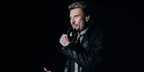 Un élève rate l'école toute la semaine pour faire le "deuil" de Johnny