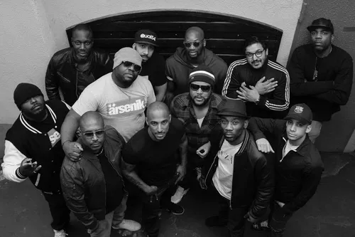 Doc Gynéco, Passi, Stomy Bugsy se retrouvent, le Secteur Ä remonte...