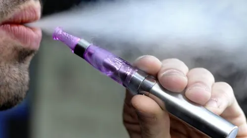 Le vapotage accroîtrait le risque de cancer et de maladies cardiaques