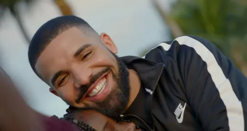 Quand Drake offre un million de dollars à des inconnus