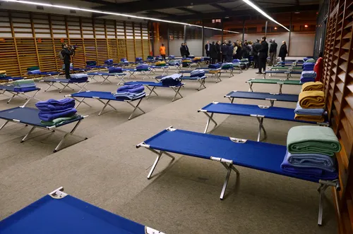 Un naufragé de la route recherche sa belle qui l'a fait craquer