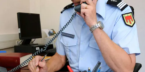 Elle appelle la gendarmerie plus de 4000 fois en quatre mois