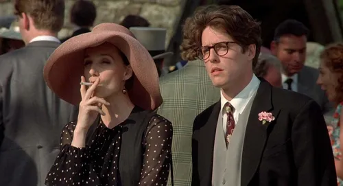 "Quatre mariages et un enterrement" va renaître en série