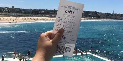 Un Australien remporte deux fois le jackpot au loto en moins d'une...