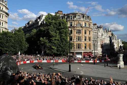 Marseille : un roadshow et un F1 Live sur le Vieux-Port !