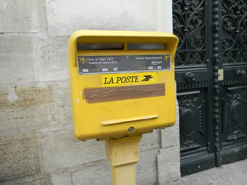 Une carte postale arrive avec... 27 ans de retard !