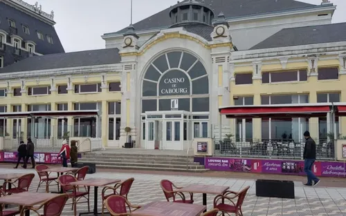 Elle mise deux euros au casino et devient millionnaire