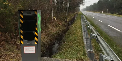 Repeints, brûlés, bâchés de gilets jaunes, les radars de plus en...