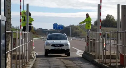 Vinci Autoroutes compte faire payer les usagers qui ont bénéficié...