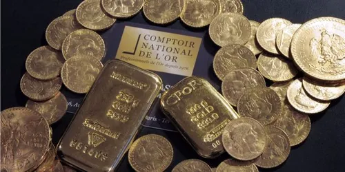 Il commande un maillot de bain et reçoit...des lingots d'or