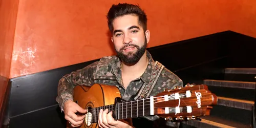 Kendji : "Je dors toujours dans une caravane"