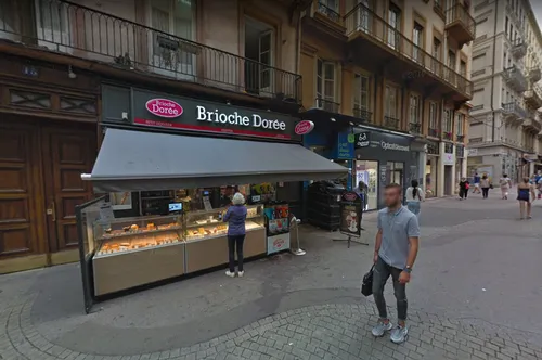 Lyon : l'explosion d'un colis piégé fait au moins six blessés