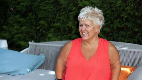 "Joséphine, ange gardien" : Mimie Mathy a divisé son salaire par...