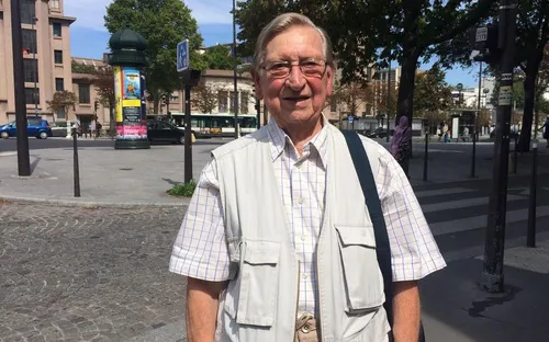Jean-Pierre a retrouvé sa jolie dame croisée dans le bus !