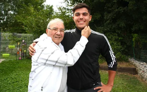 A 15 ans, il sauve la vie d'un octogénaire victime d'une crise...
