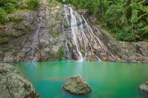 Thaïlande : un Français est mort en prenant un selfie près d'une...