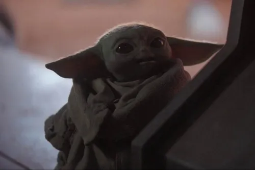 Un bébé Yoda fait craquer internet et va avoir ses goodies !