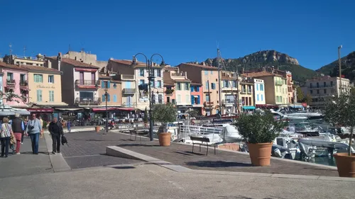 11 031 € des horodateurs de Cassis ont été versés sur le compte des...