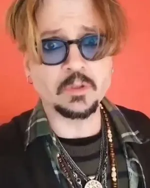 Un faux Johnny Depp fait la pub d'un festival de musique en Ariège