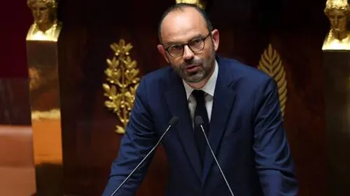 Déconfinement : "Nous allons devoir vivre avec le virus"