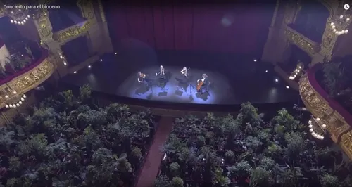 L'opéra de Barcelone donne son premier concert devant 2000 plantes