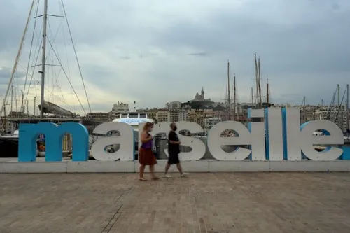 Marseille : 130 CRS vont arriver pour faire respecter le port du...